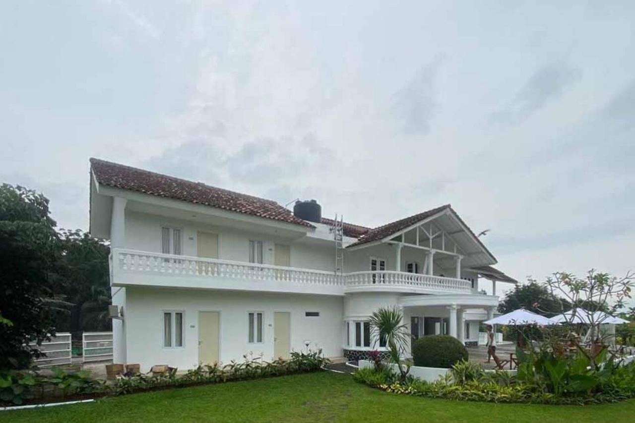 RedDoorz Plus @ Megamendung Puncak 2 Bogor Bagian luar foto